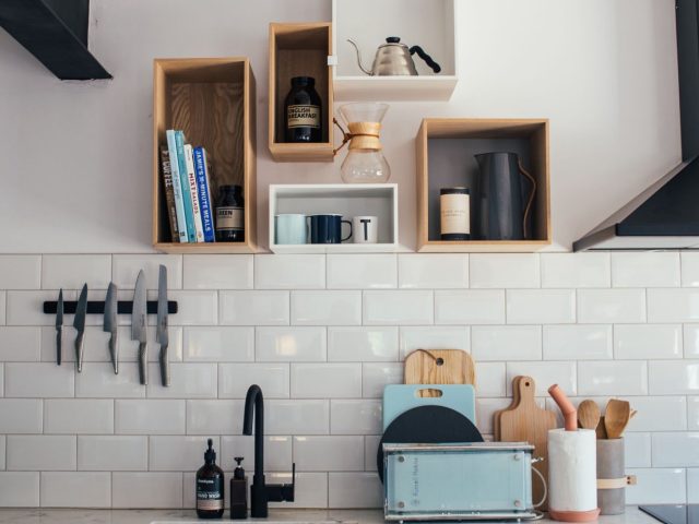 Optimiser le rangement d’une petite cuisine : 3 étapes