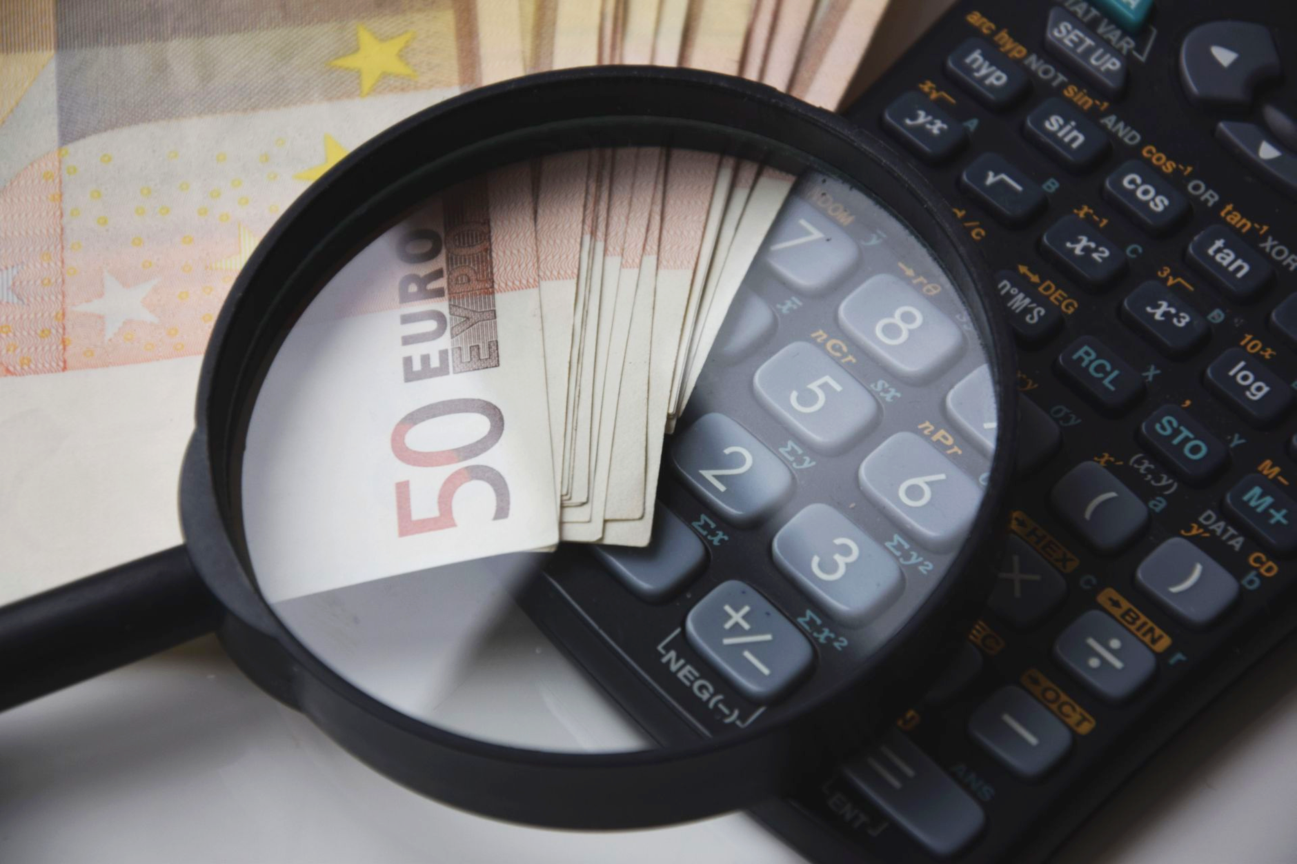Réduire sa facture d'énergie au quotidien : priorités et gestes